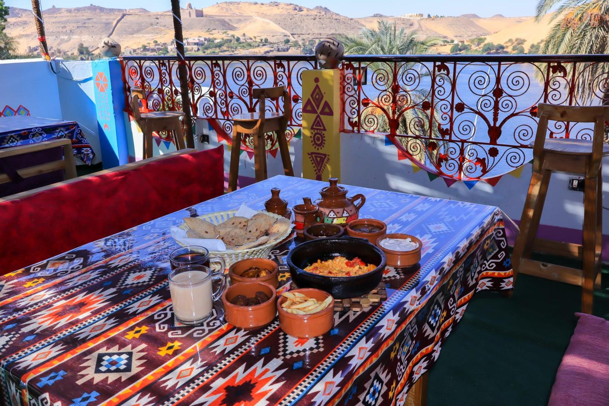 Bayt Zaina - Nubian Hospitality House Hotel Aswan Exterior photo