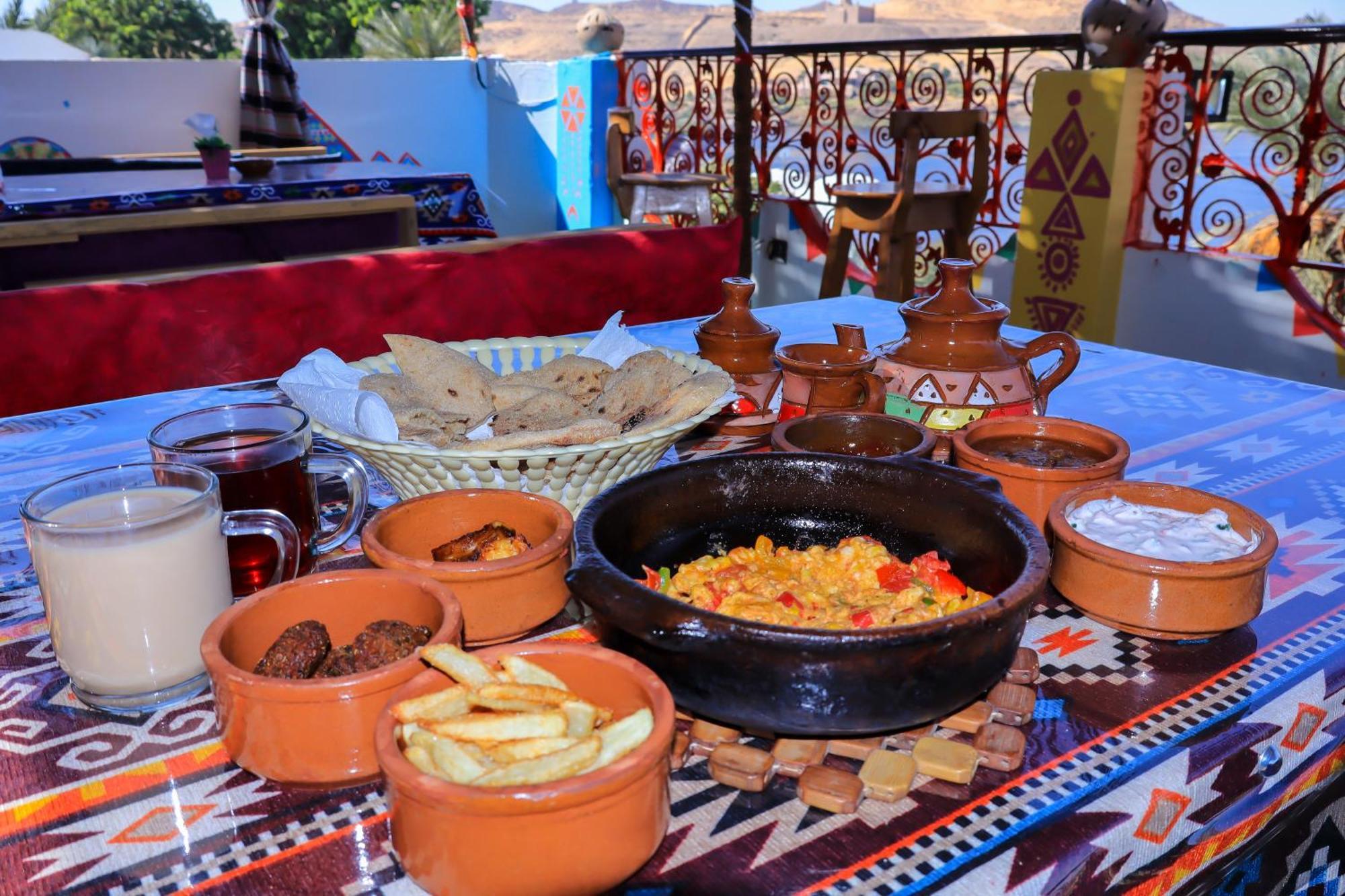 Bayt Zaina - Nubian Hospitality House Hotel Aswan Exterior photo